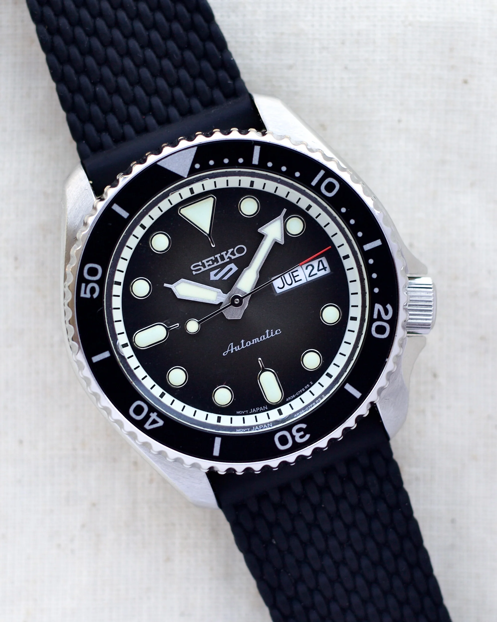 2022 Seiko 5 Sport SRPD95 42.5mm
