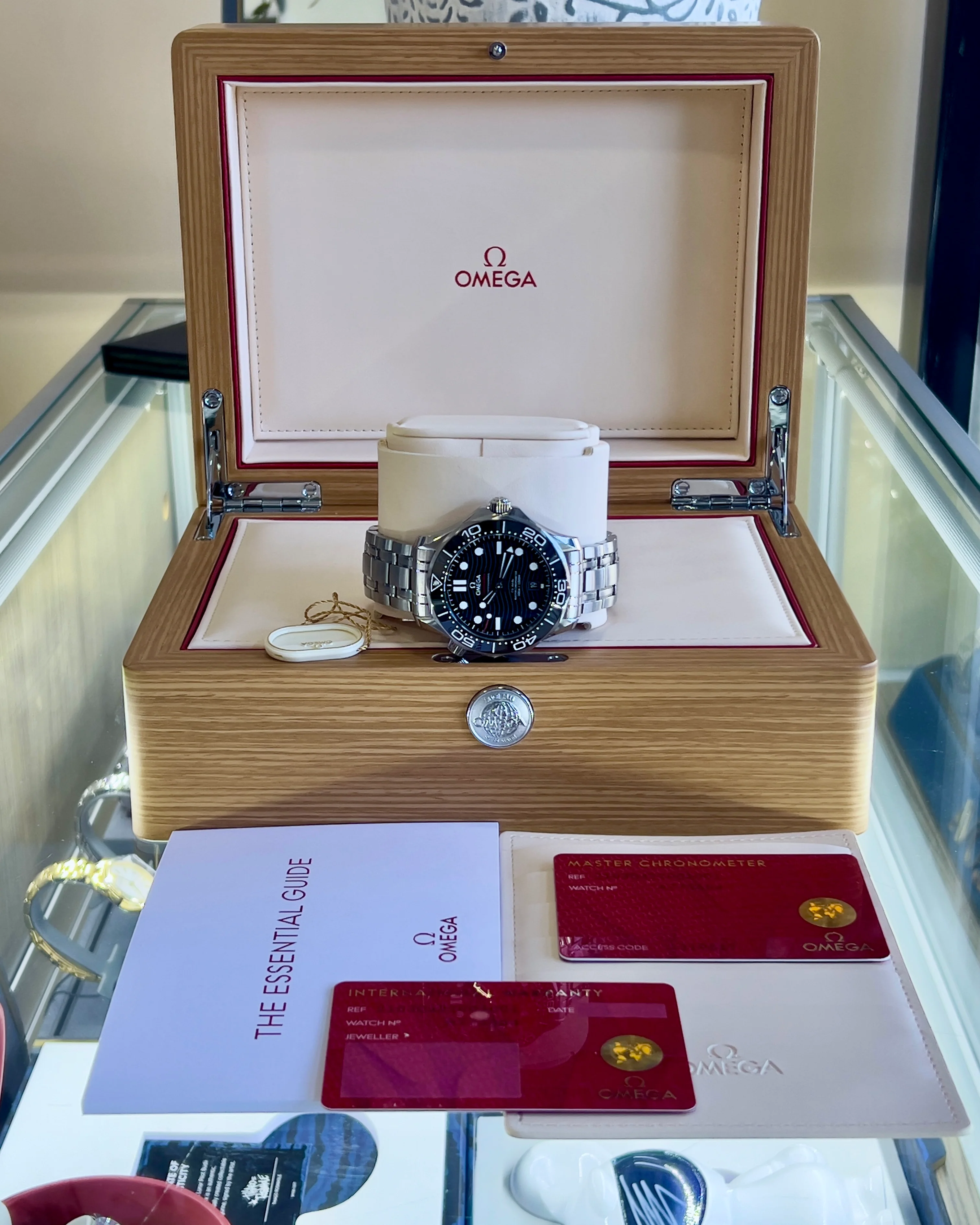 2025 Omega SEAMASTER DIVER 300m 210.30.42.20.01.001 42mm - Image 7