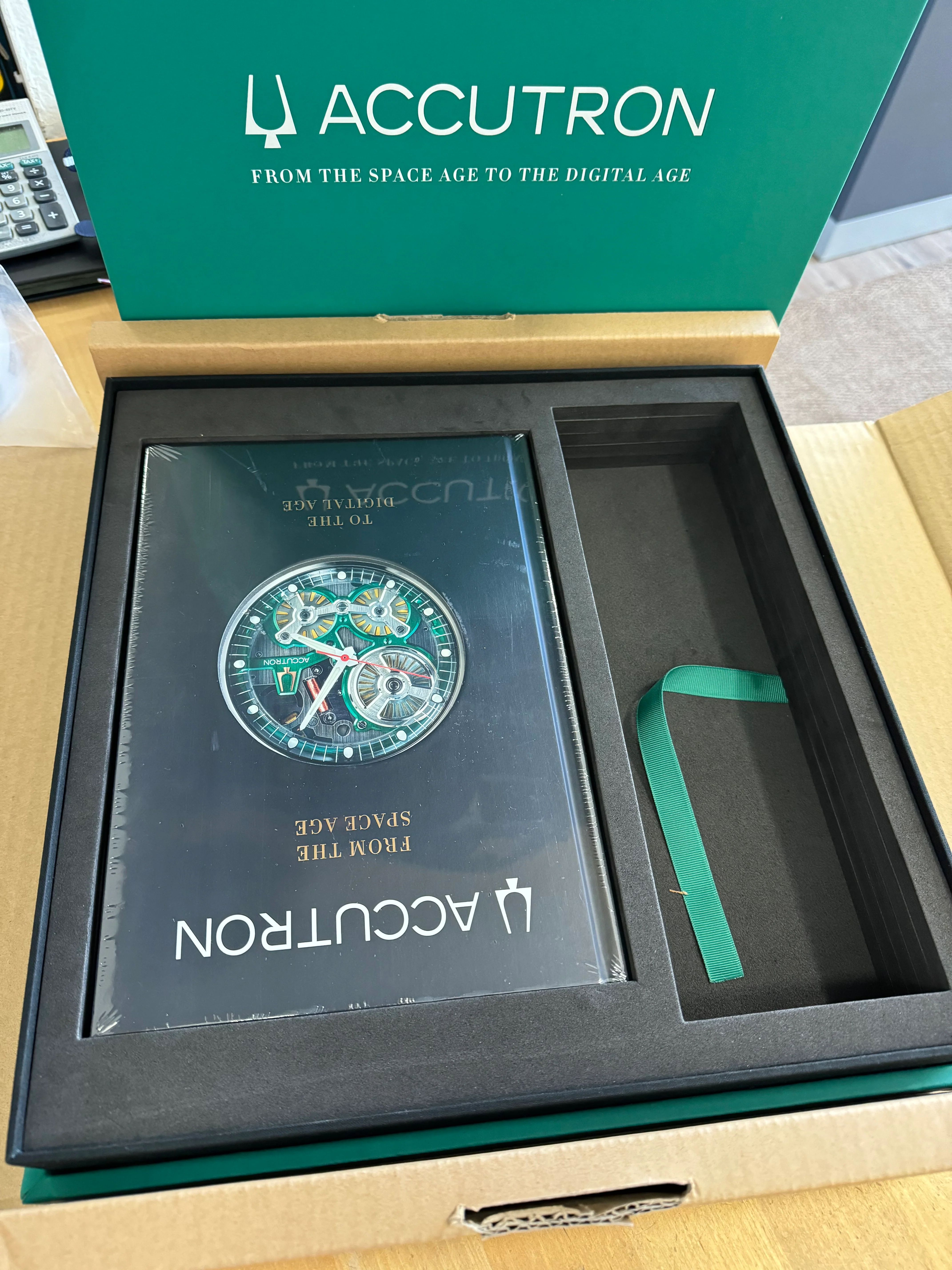 Accutron Gift Set for 2ES6A002