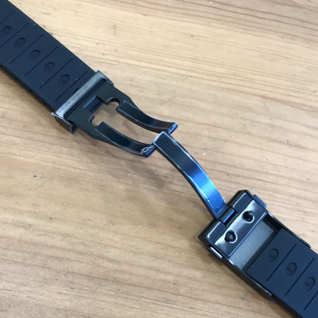 Alpina Seastrong ALR-4V-Black Diver Clasp - Image 3