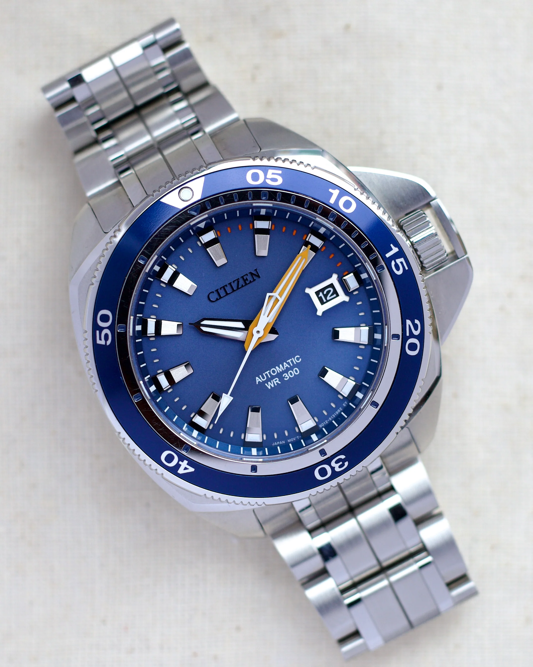 2020 Citizen NB1031-53L Grand Touring 44mm
