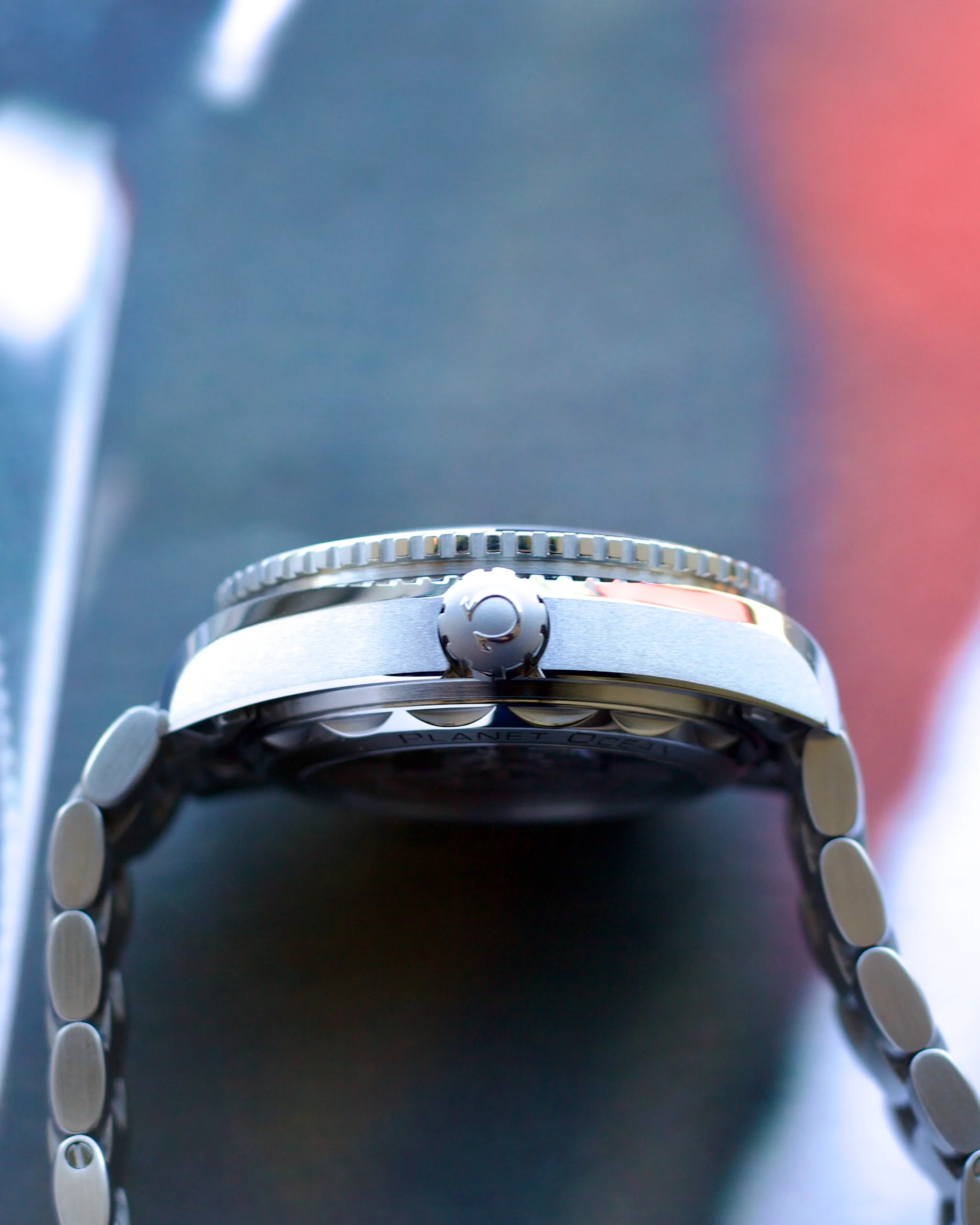 2025 Omega Seamaster Planet Ocean GMT 600M 215.30.44.22.01.001 43.5mm - Image 3