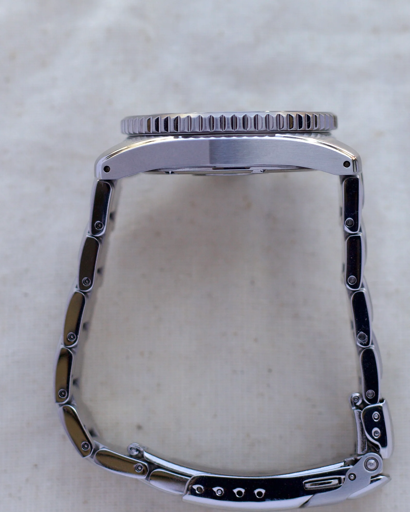 2023 Seiko Solar Quartz Diver SNE585 38.5mm - Image 3
