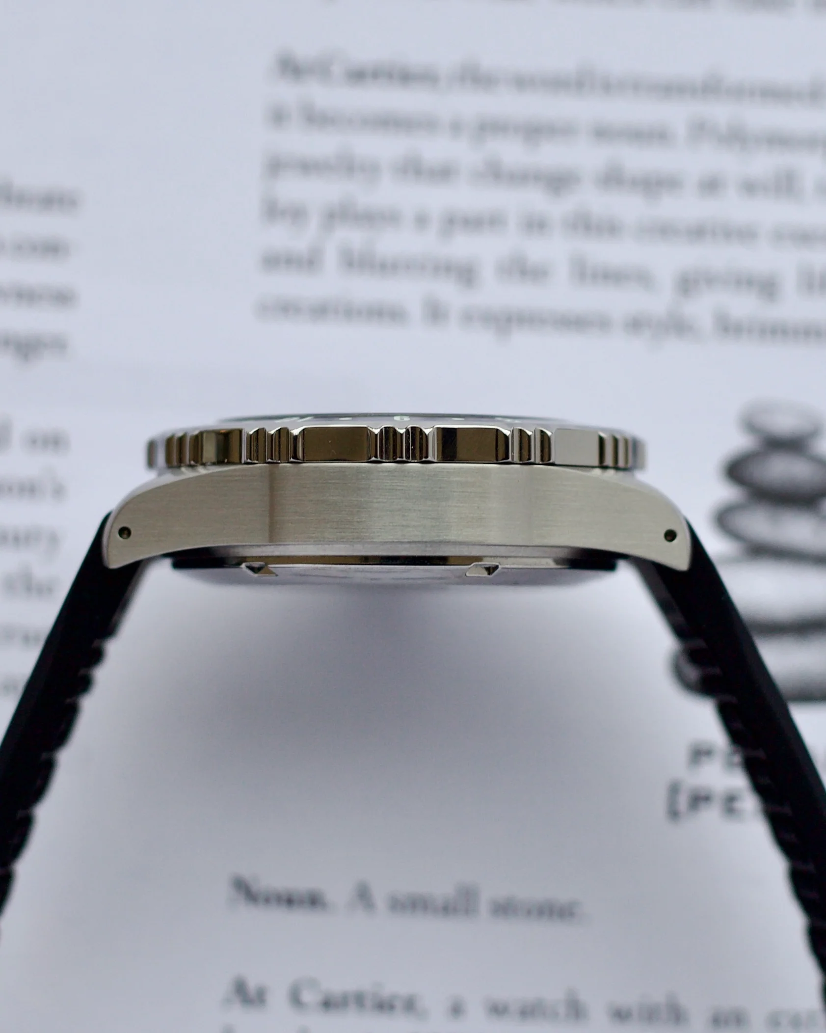 2024 Stirling Timepieces Campbell Quartz - Steel 40mm - Image 4